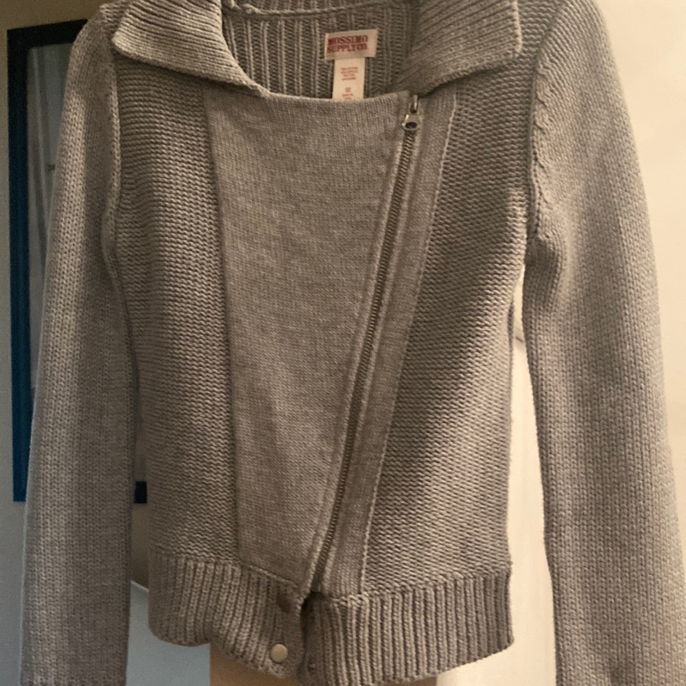 Asymmetrical Knitted Gray Jacket